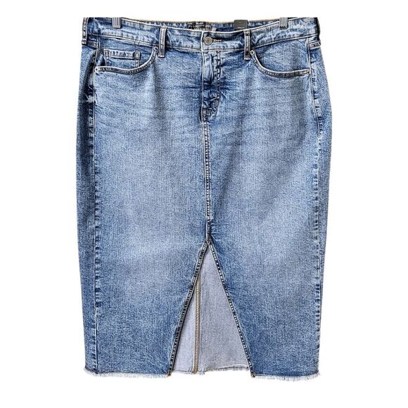 TORRID Plus Size Denim Front Slit Midi Skirt Size 16 - Picture 2 of 15